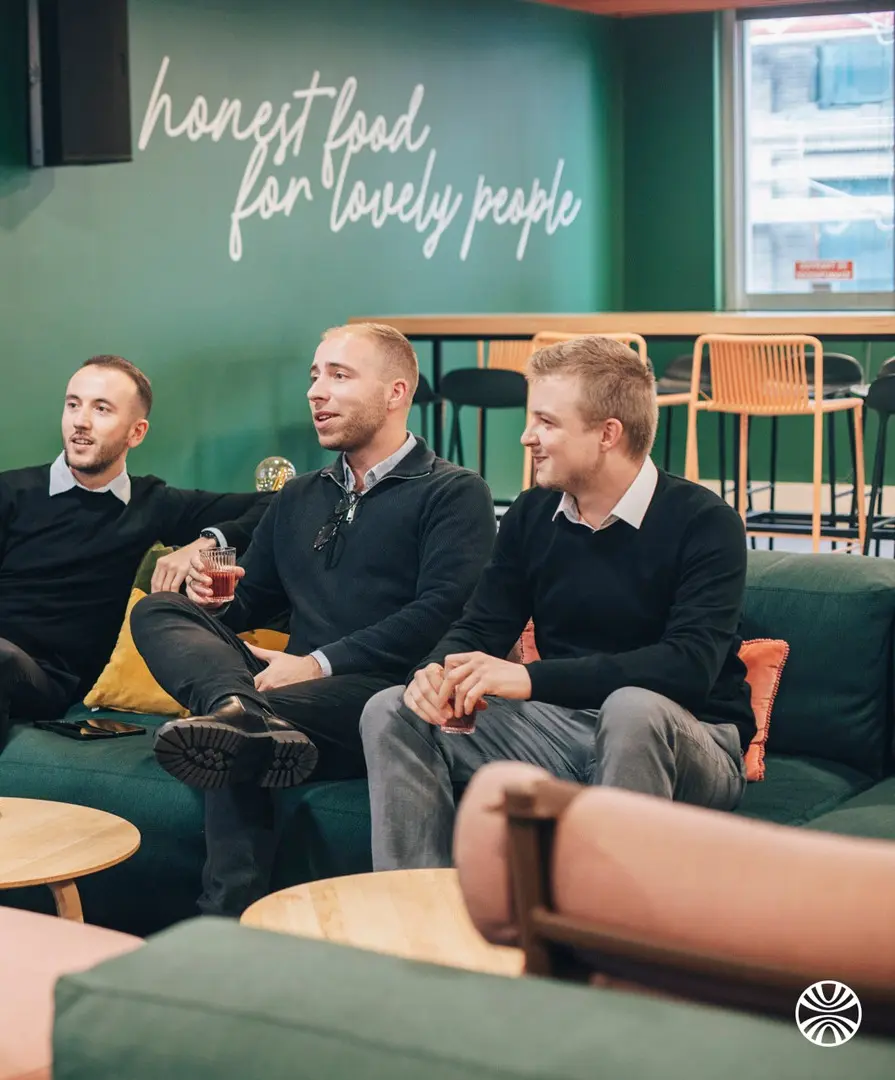 There is strength in community. Connecting with others is crucial. And this is especially true when transitioning to a new life stage, such as when you are a student or young worker. That's why what we offer is designed to bring together a community. Because feeling supported is a crucial ingredient for thriving in life.